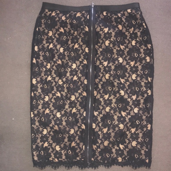 BCBGMaxAzria lace skirt - Picture 2 of 3